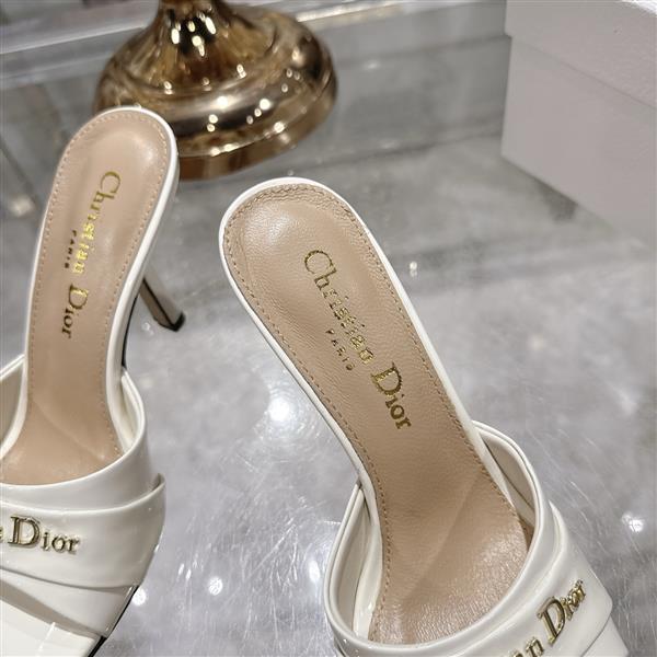 2025112818432166 250